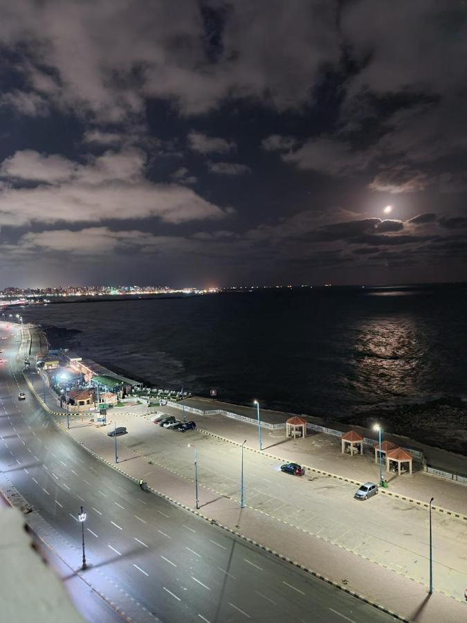 Hyat Hostel & Suites Alexandria Exterior photo